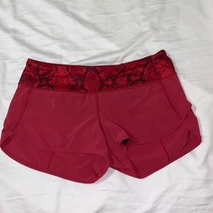 Lululemon Speed Up Short 2.5” size 6